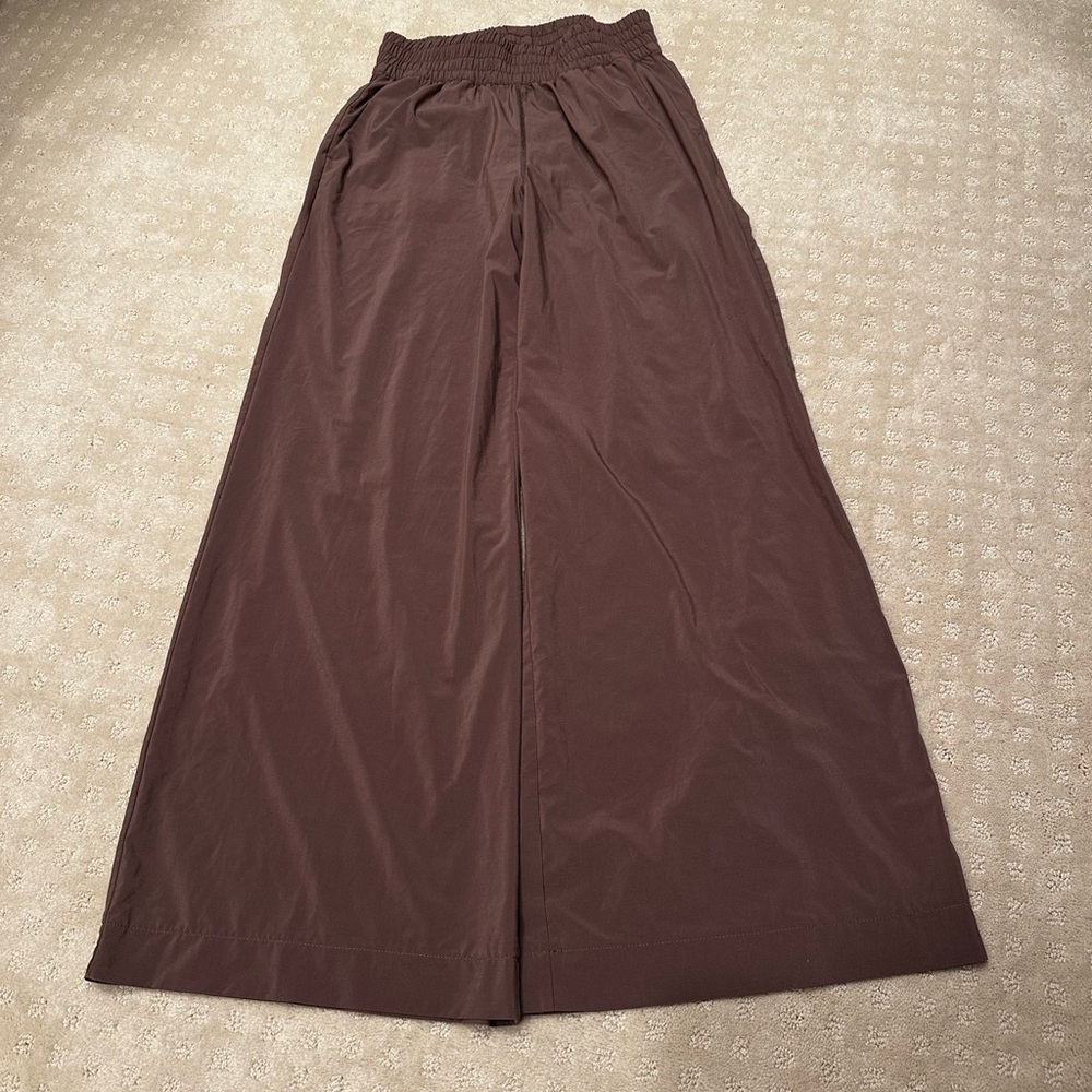 Vuori Villa Wideleg Pant - Regular Length - Picture 4 of 8